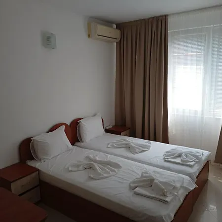 Ralitsa Gasthuis 3*